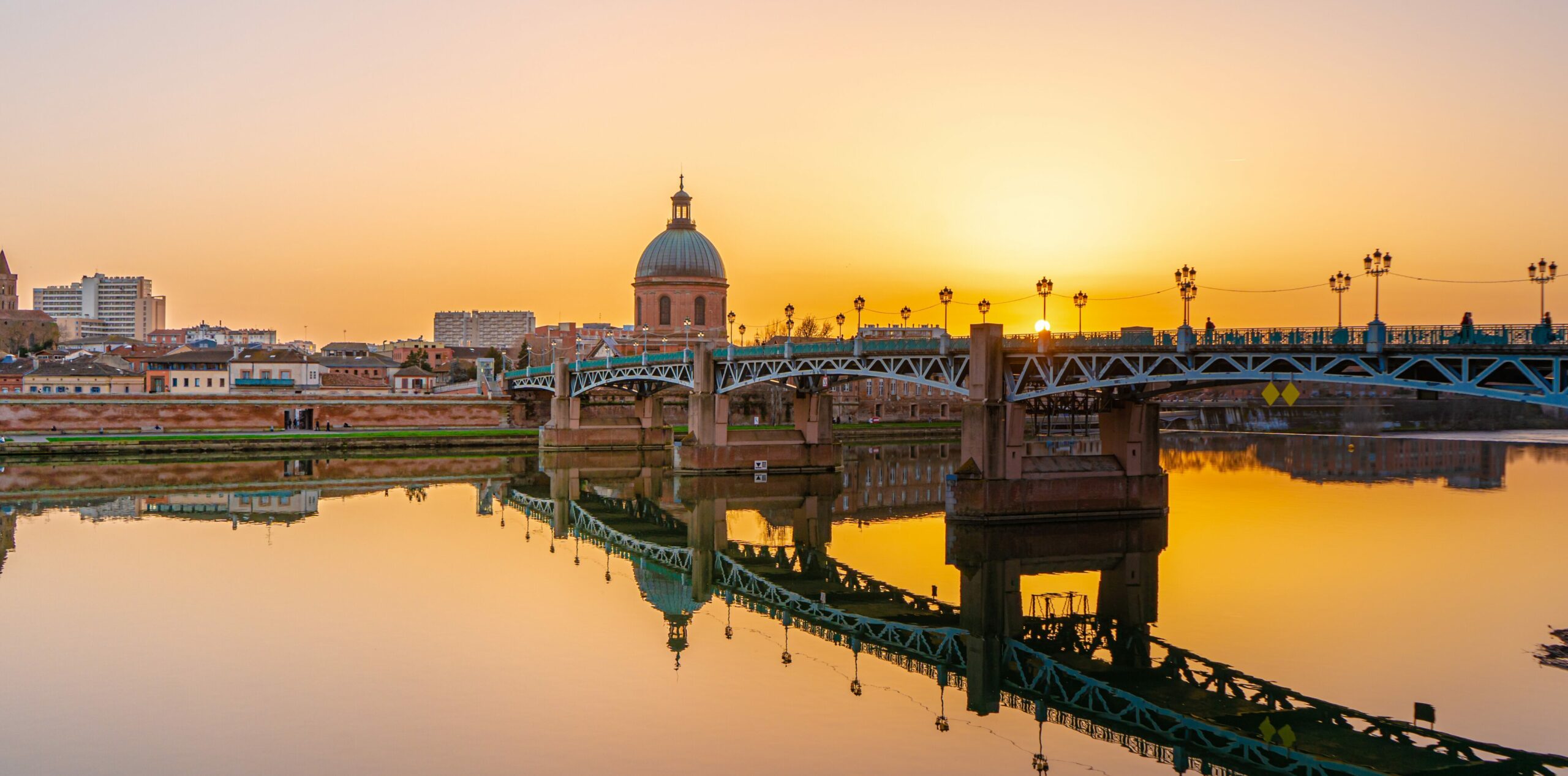 Image pont saint pierre couché de soleil